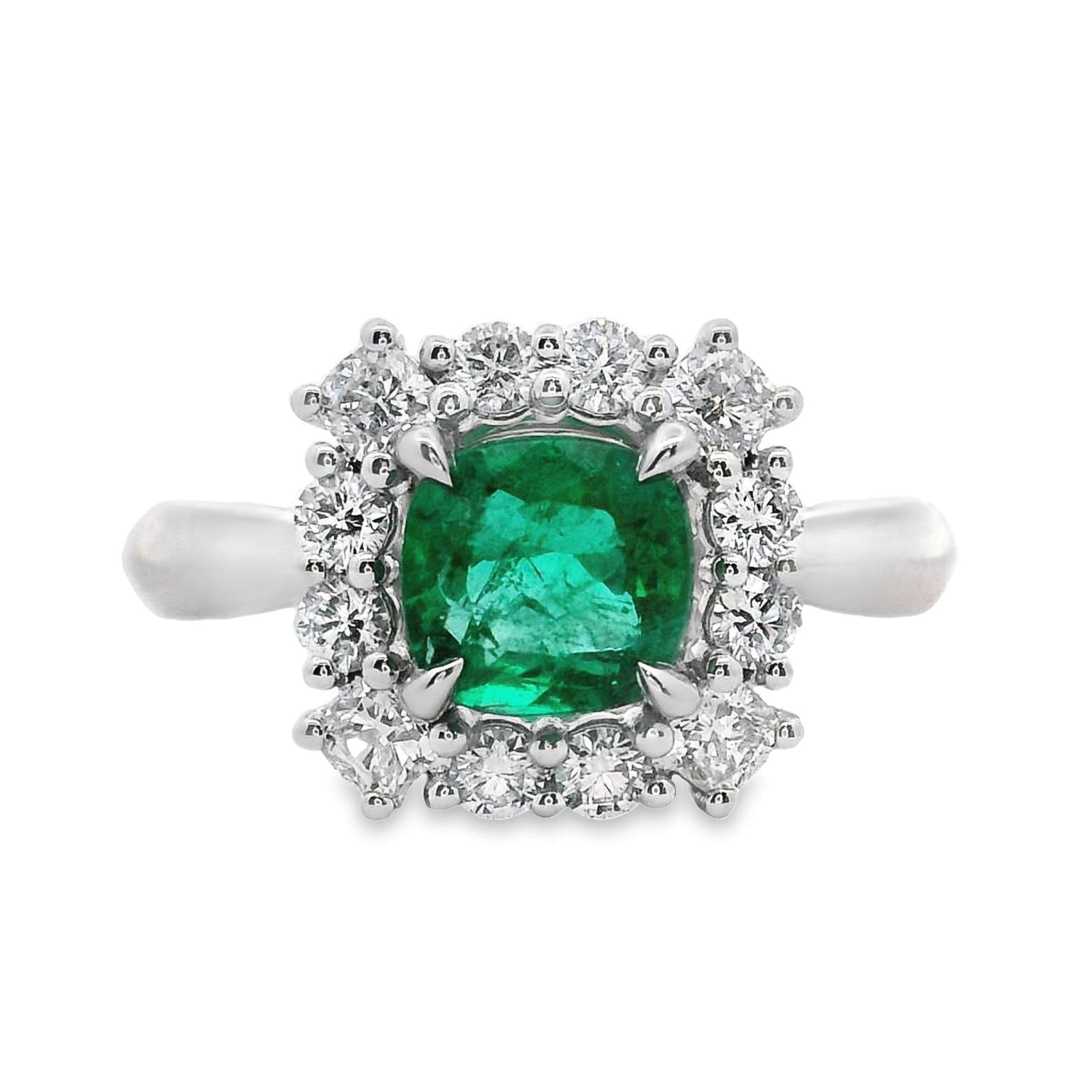 Green emerald hot sale rings diamonds