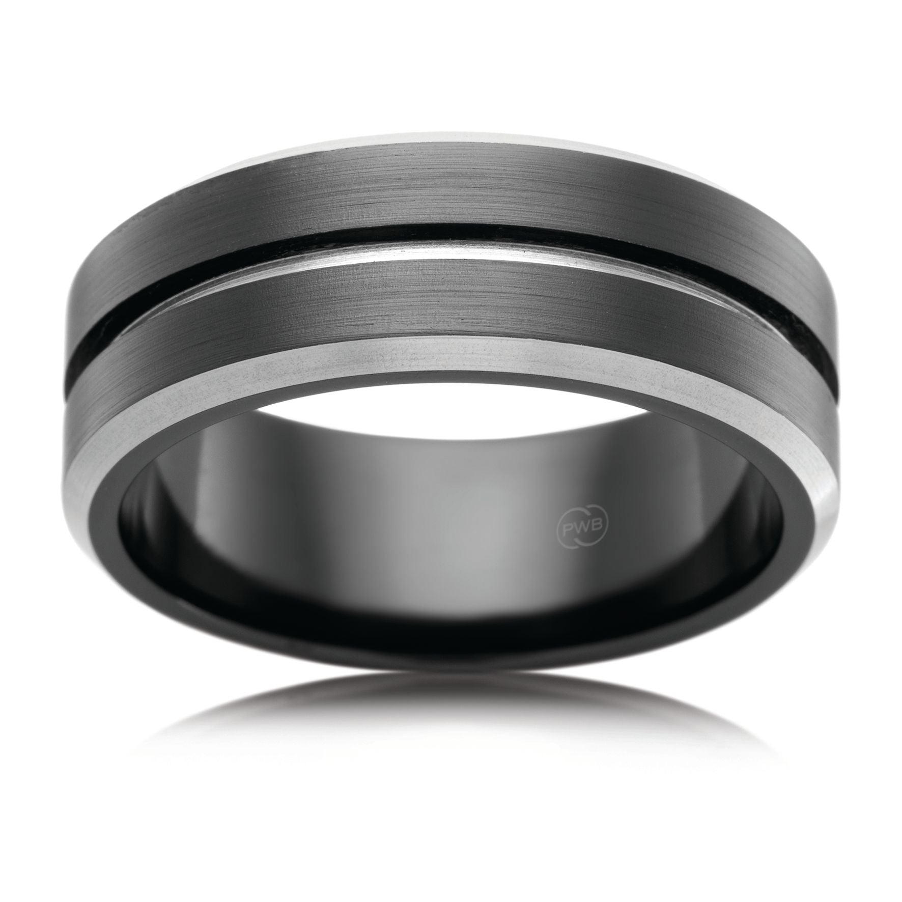 8mm wedding band hot sale on finger